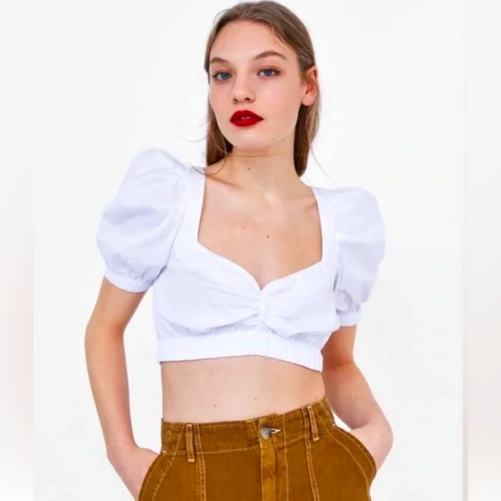 ZARA WHITE CROPPED TOP WITH SHORT PUFFED SLEEVES & SWEETHEART NECKLINE SIZE  XS